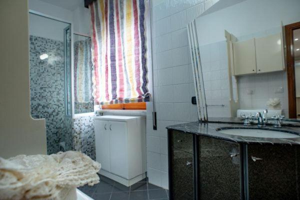 Villa Laura Чистерна-ди-Латина Экстерьер фото