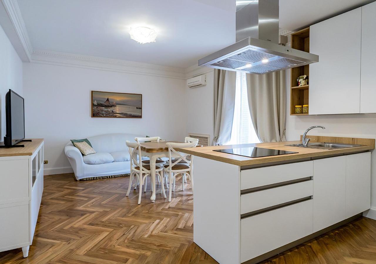 Villa Laura Чистерна-ди-Латина Экстерьер фото