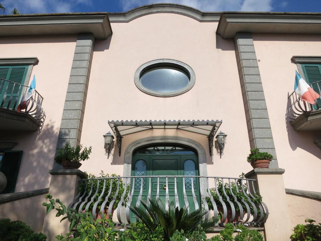 Villa Laura Чистерна-ди-Латина Экстерьер фото